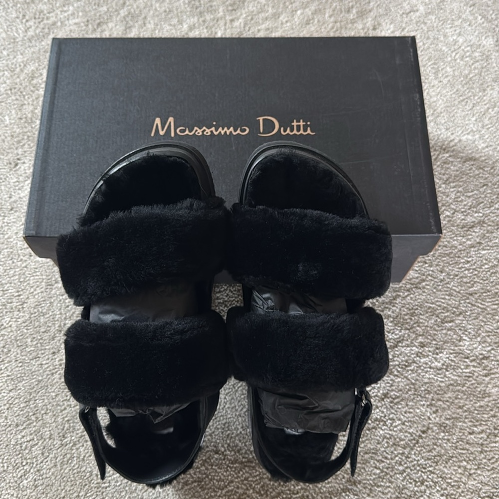 Massimo Dutti Black Fur Strap Leather Sandals | Shearling Winter| Size 9 NWT